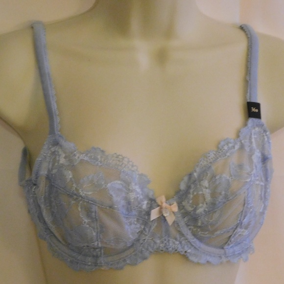 Victoria's Secret Body by Victoria Unlined Demi - Picture 1 of 3